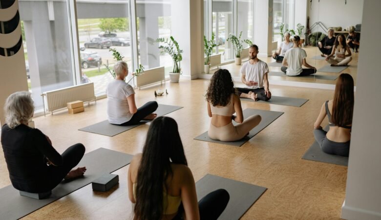 Why Group Yoga Classes Don’t Work for Certain People?